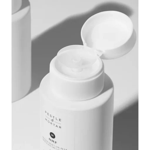 Anti-Ageing NMF Lactic Acid Toner von Pestle & Mortar