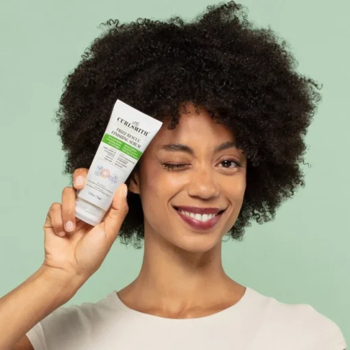 Behandlungen Frizz Rescue Finishing Serum von Curlsmith