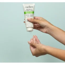 Behandlungen Frizz Rescue Finishing Serum von Curlsmith