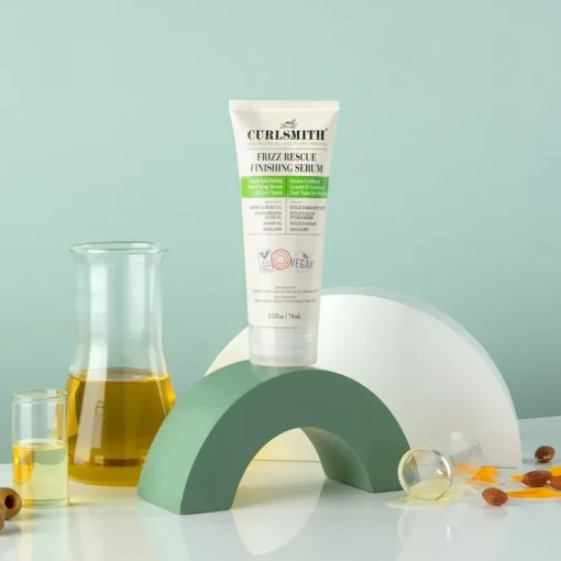 Behandlungen Frizz Rescue Finishing Serum von Curlsmith