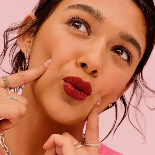 Benefit Plushtint - Feuchtigkeitsspendender Matter Tint