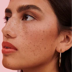 Blush Peachin Rouge Gold-Pfirsichfarbenes von Benefit