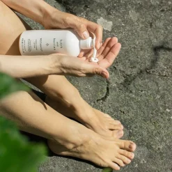Botanist Hand & Body Lotion von Björk & Berries