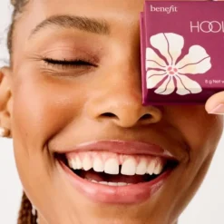 Bronzer Hoola Matt Bronzing Powder von Benefit