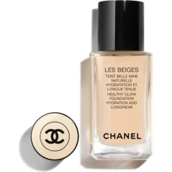 CHANEL TEINT GRUNDIERUNG LES BEIGES Foundation mit Weichzeichnereffekt. Samtig-mattes Finish.