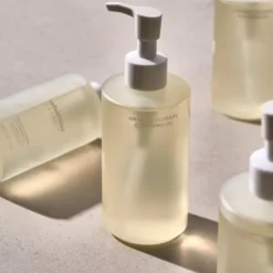 Cleansing Cleansing Oil von WHAMISA
