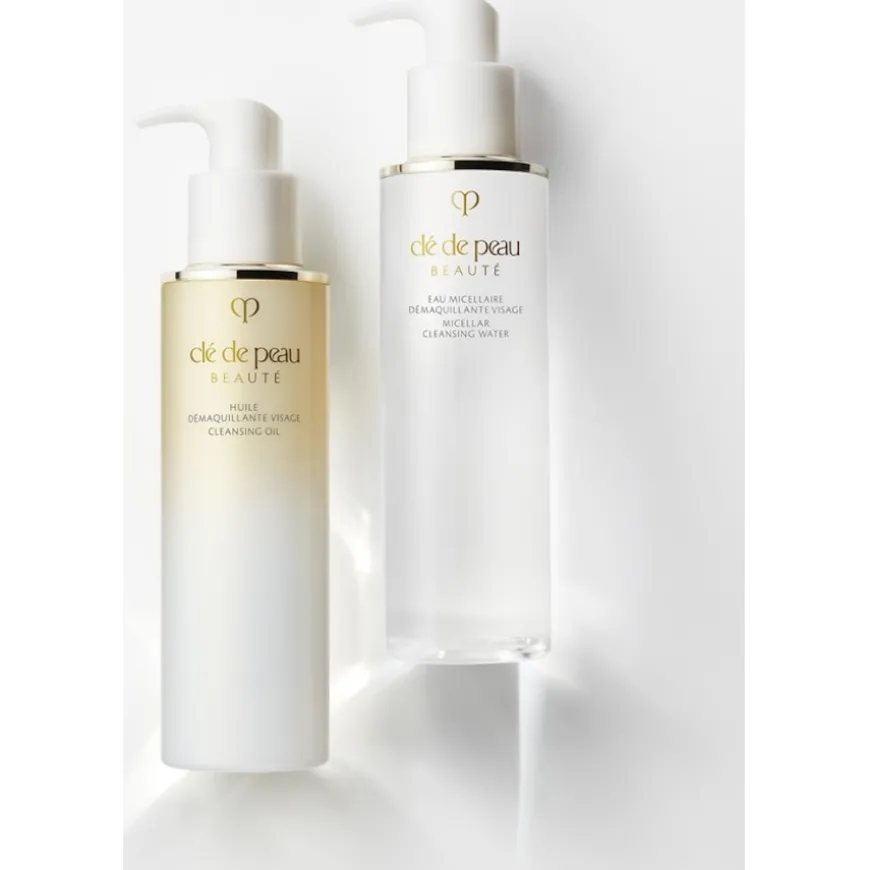 Clé de Peau Beauté Cleansing Oil