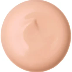 Clé de Peau Beauté Radiant Cream Foundation