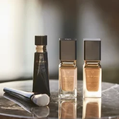 Clé de Peau Beauté Radiant Cream Foundation