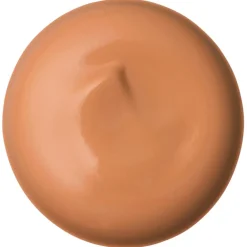 Clé de Peau Beauté Radiant Cream Foundation
