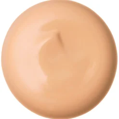 Clé de Peau Beauté Radiant Cream Foundation