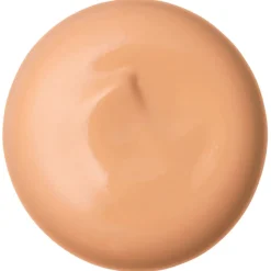 Clé de Peau Beauté Radiant Cream Foundation