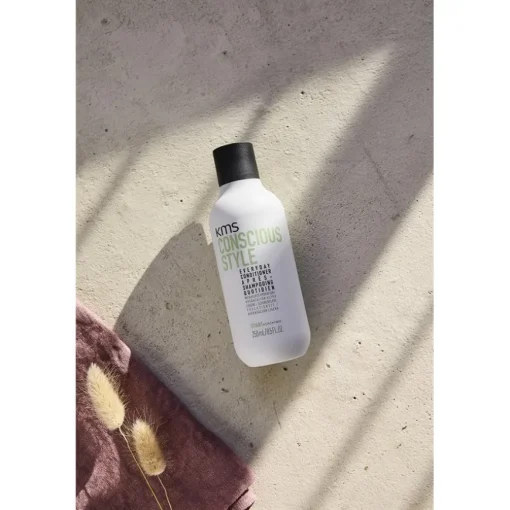 Conscious Style Everyday Conditioner von KMS