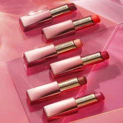 Estée Lauder Pure Color Revitalizing Crystal Balm Lippenstift