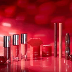 Eternal Red Glam & Doll Volume Mini Mascara von Catrice