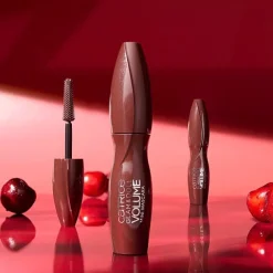 Eternal Red Glam & Doll Volume Mini Mascara von Catrice