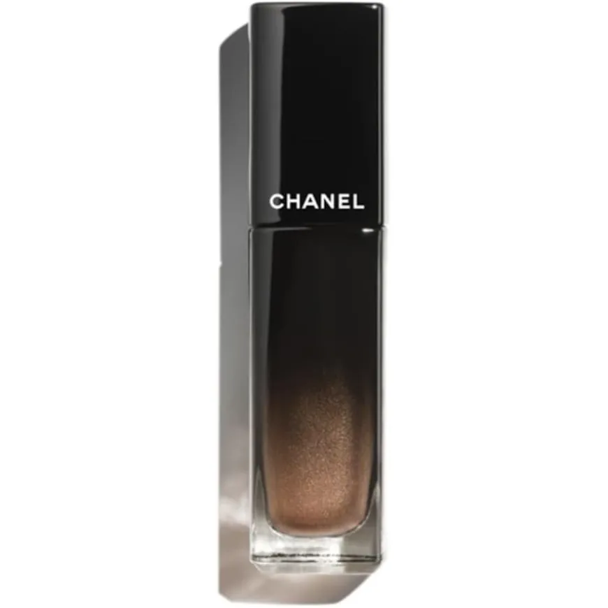 FLUID-LIPPENSTIFTE ROUGE ALLURE LAQUE Der glänzende Fluid-Lippenstift mit langem Halt von CHANEL
