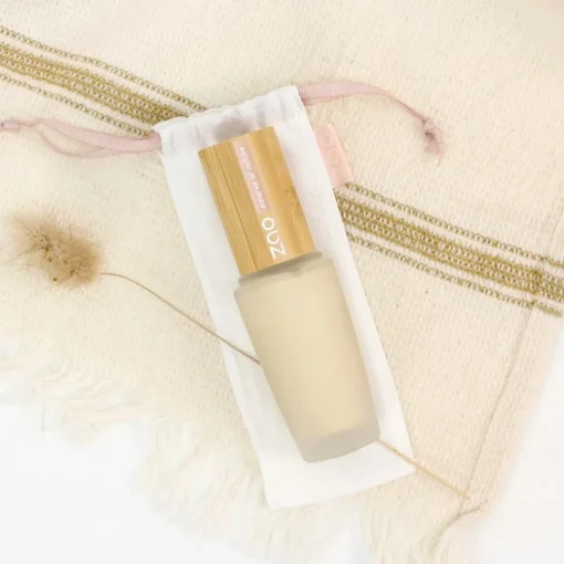 Foundation Bamboo Light Complexion Base von Zao