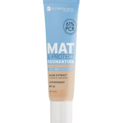 Foundation Mat & Protect SPF 25 von L’Oréal Paris