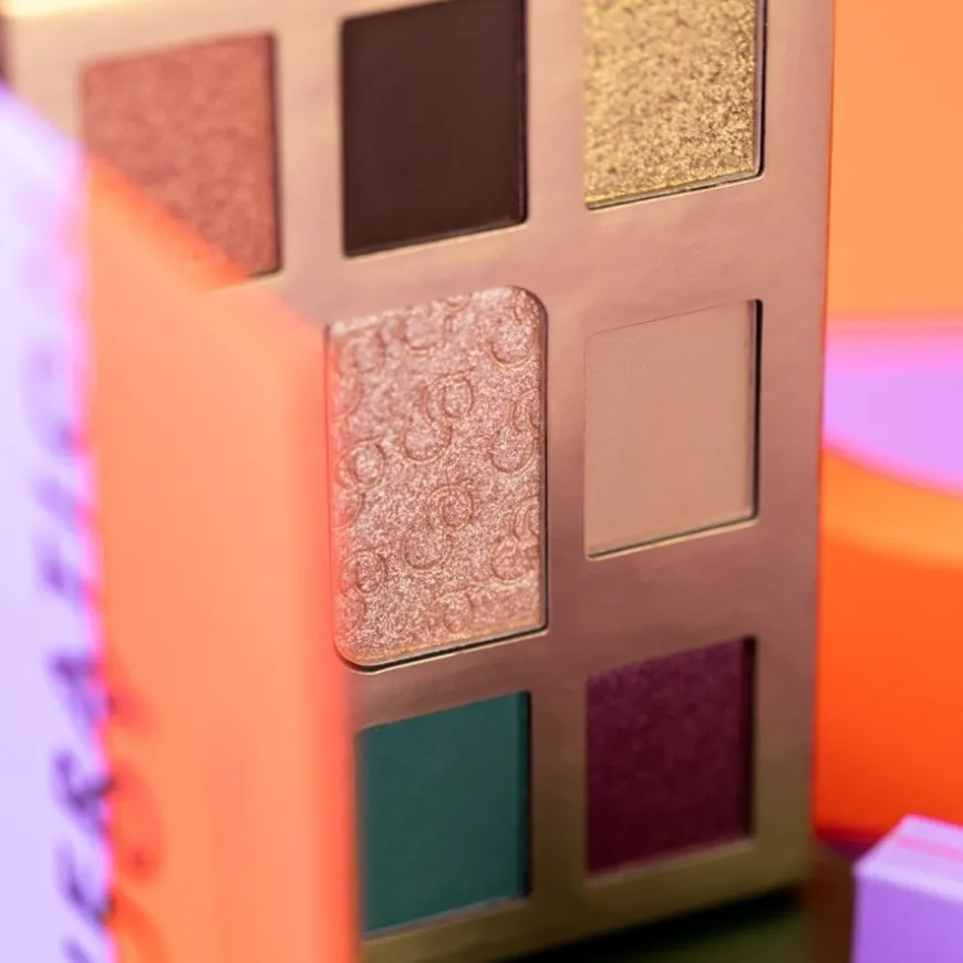 Generation Joy Eyeshadow Palette von Catrice