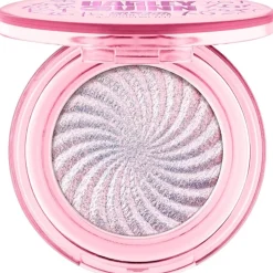 Harley Quinn Meta Glow Highlighter von Essence
