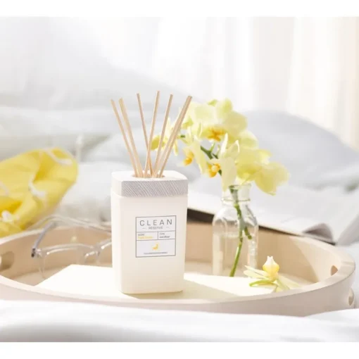 Home Collection Fresh Linens Diffuser von CLEAN Reserve