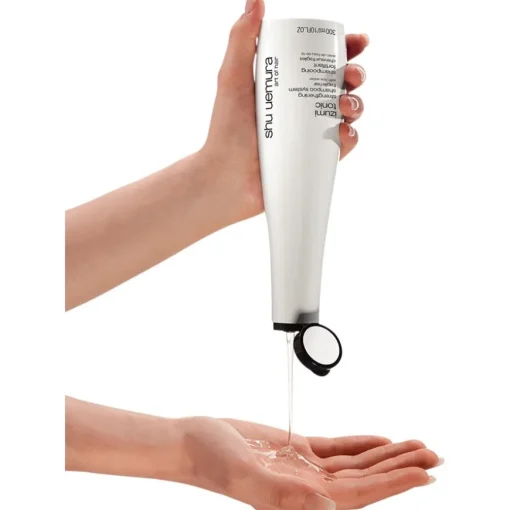 Izumi Tonic Strengthening Shampoo System von Shu Uemura