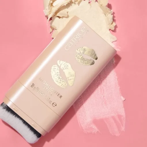 Kiss & Glow Highlighter Stick von Catrice