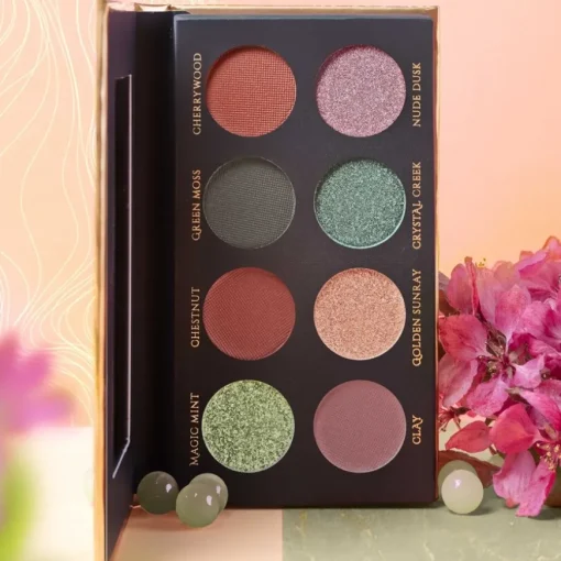 Lidschatten Eyeshadow Palette von Luvia Cosmetics