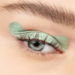 Lidschatten Luminous EYE TINT Liquid Shadow von Essence