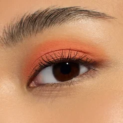 Lidschatten Matte Liquid Eyeshadow Waterproof von Essence