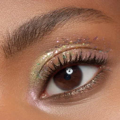 Lidschatten MULTICHROME FLAKES Eyeshadow Topper von Essence