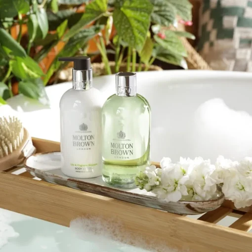Lilly & Magnolia Blossom Body Lotion von Molton Brown