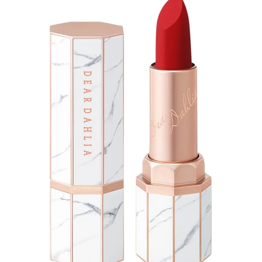 Lip Paradise Effortless Matte Lipstick von DEAR DAHLIA
