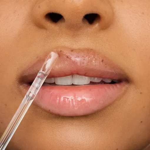 Lipgloss What a fake! Glass Shine Plumping Lip Filler von Essence