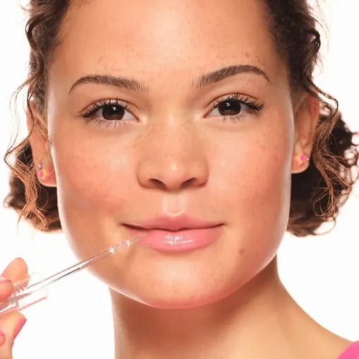 Lipgloss What a fake! Glass Shine Plumping Lip Filler von Essence
