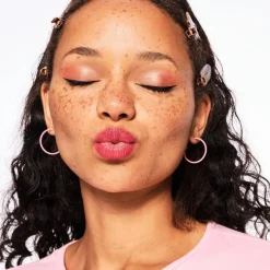 Lippenpflege JUICY BOMB Glossy Butter Balm von Essence