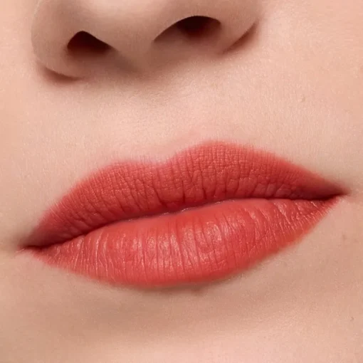 Lippenstift Soft Touch Lip Mousse von Essence