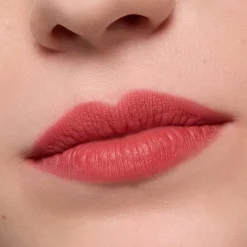 Lippenstift Soft Touch Lip Mousse von Essence