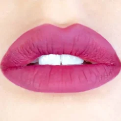 Lippenstift Velvet Lip Paint von KEVYN AUCOIN