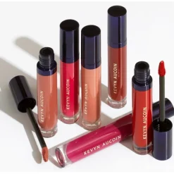 Lippenstift Velvet Lip Paint von KEVYN AUCOIN