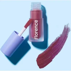 Lips Be a V.I.P. Velvet Liquid Lipstick von florence by mills