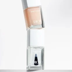 Manicure Dior Base Vernis Schützende Nagelpflege-Basis von DIOR