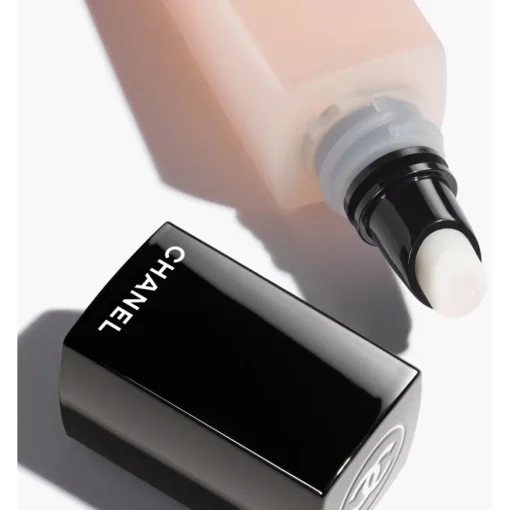 MANICURE L'HUILE CAMÉLIA Feuchtigkeitsspendendes und stärkendes Öl von CHANEL