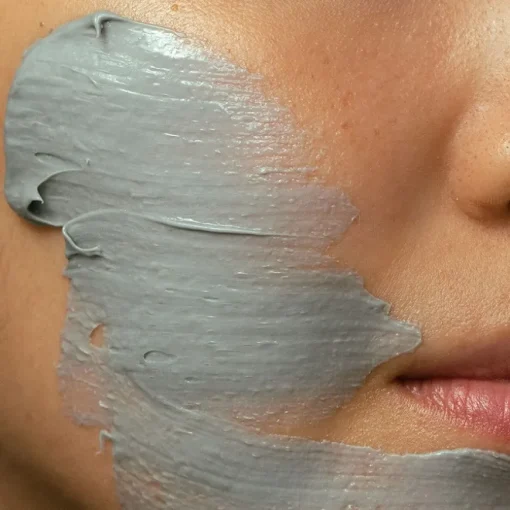 Masken Peel Creamy Clay AHA Peeling Maske von MÁDARA