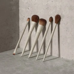 Morphe A19 Signature Duo-ended Concealer Brush M X ARIEL