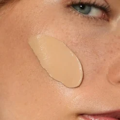 MÁDARA Semi-Matte Peptid Skinonym