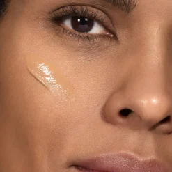 MÁDARA Semi-Matte Peptid Skinonym