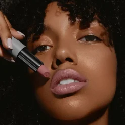 MÁDARA Velvet Wear Matte Cream Lipstick