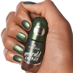 Nagellack Gel Nail Colour von Essence